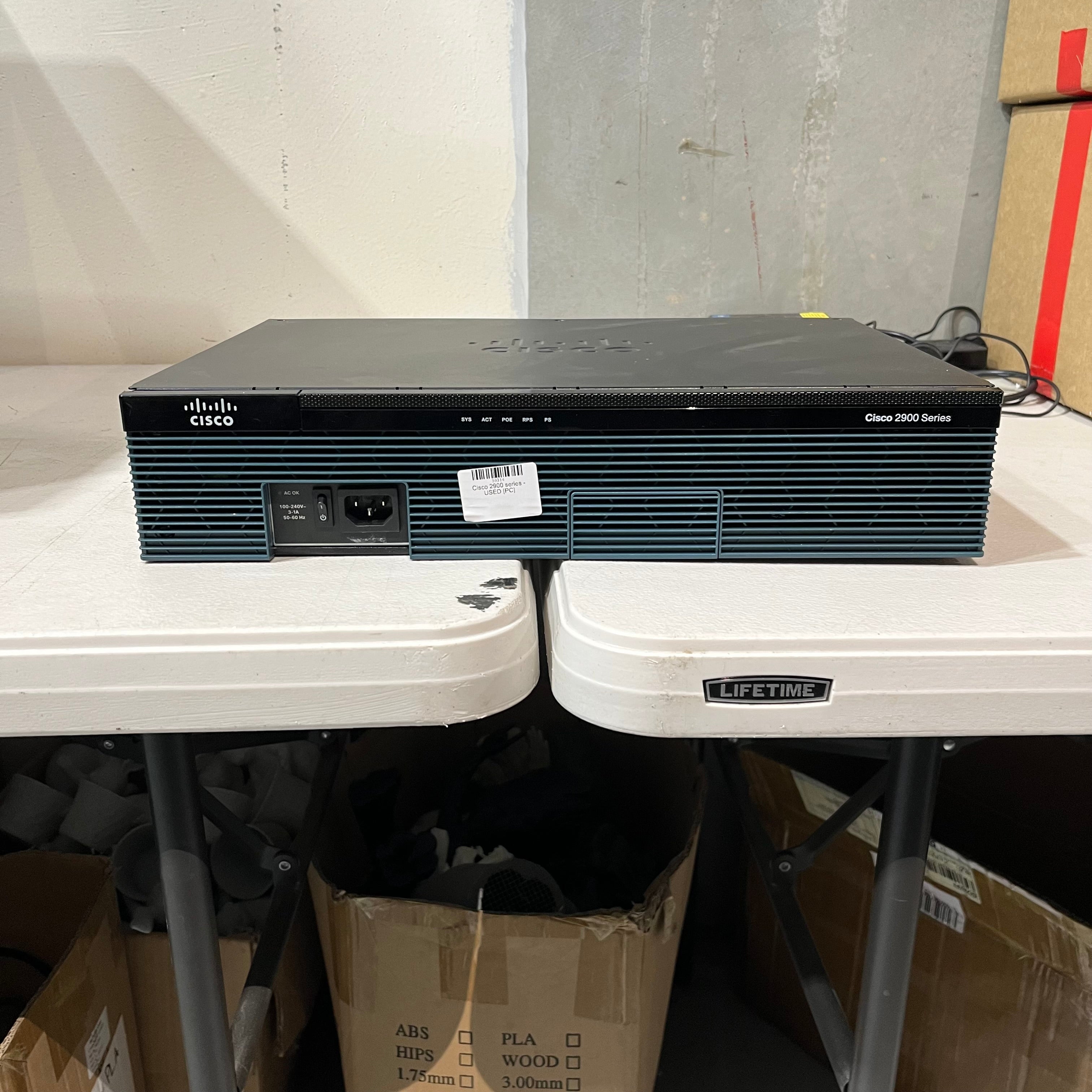 Cisco 2900 series - 2911 - USED [PC]