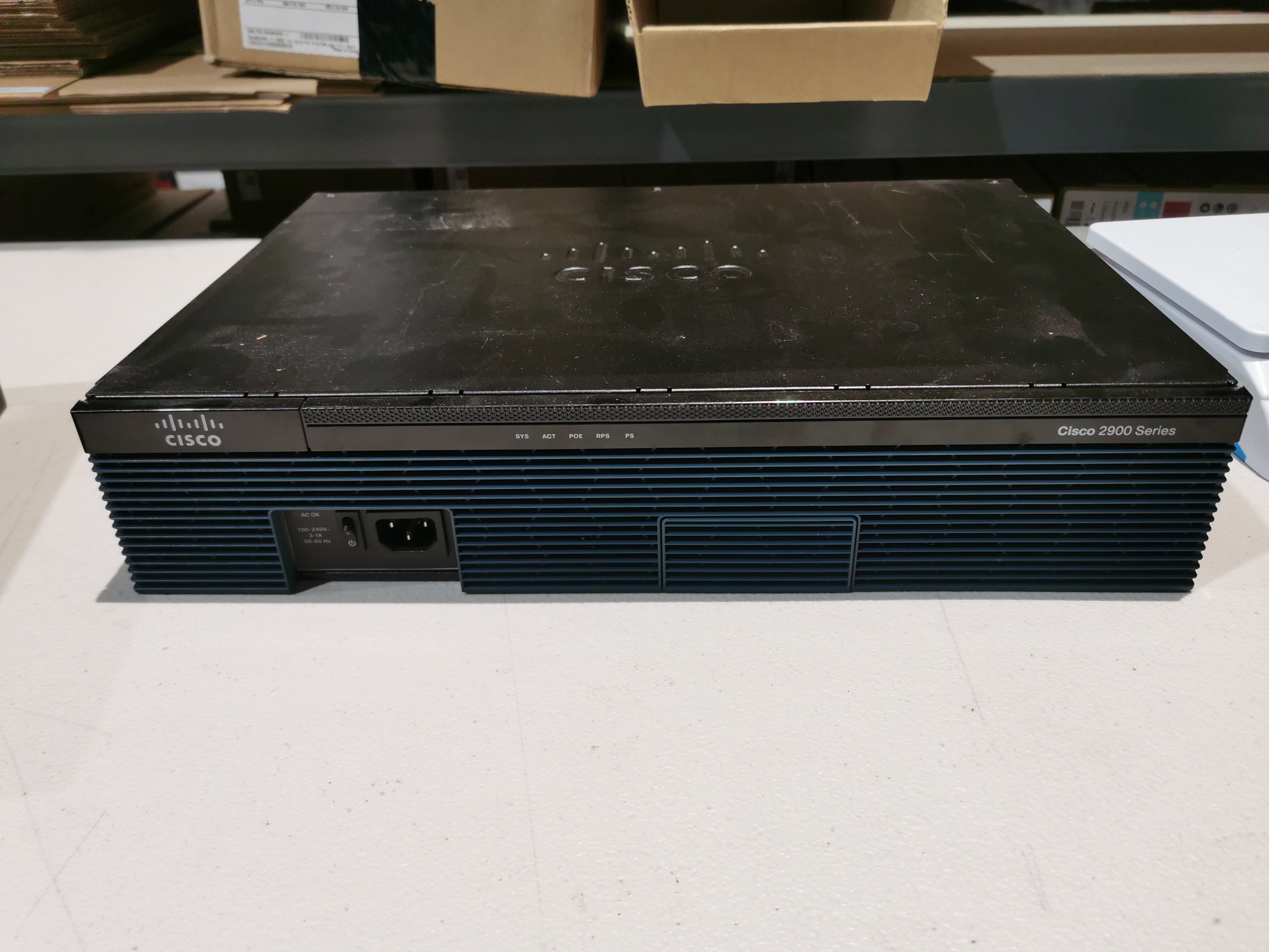 Cisco 2900 series - 2921 - USED [PC]